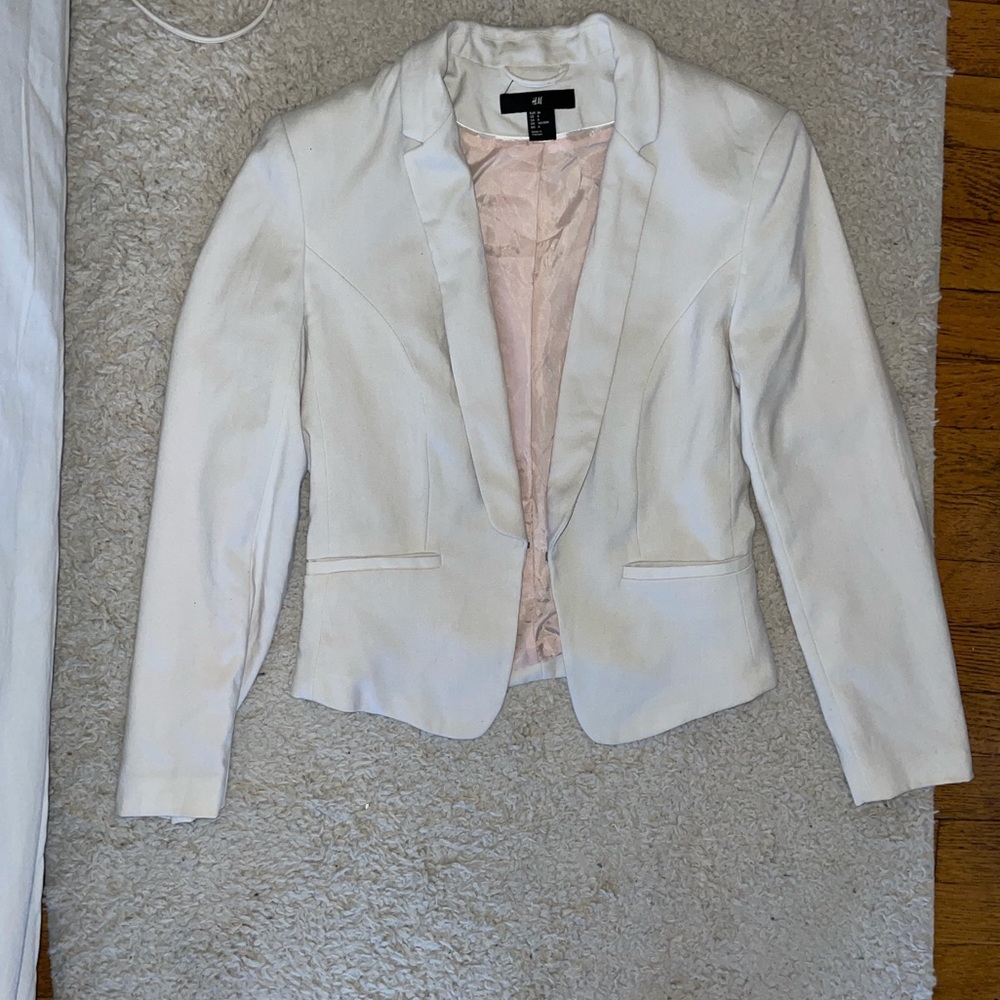 H & M White Blazer Size 6